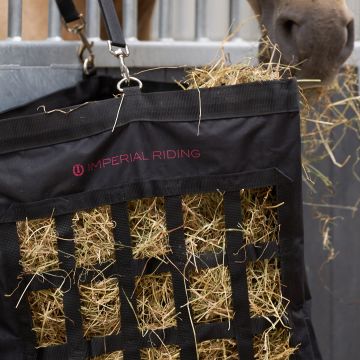 Corner Web Hay Feeder IRH -  Black